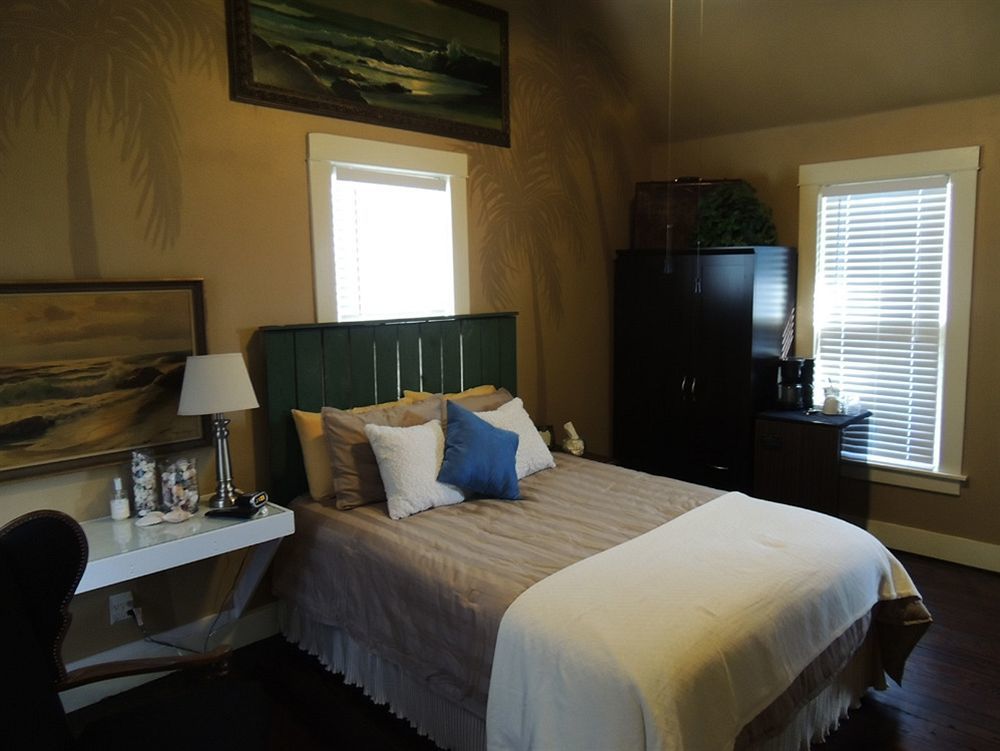 Lyons Twin Mansions Hotell Fort Scott Eksteriør bilde