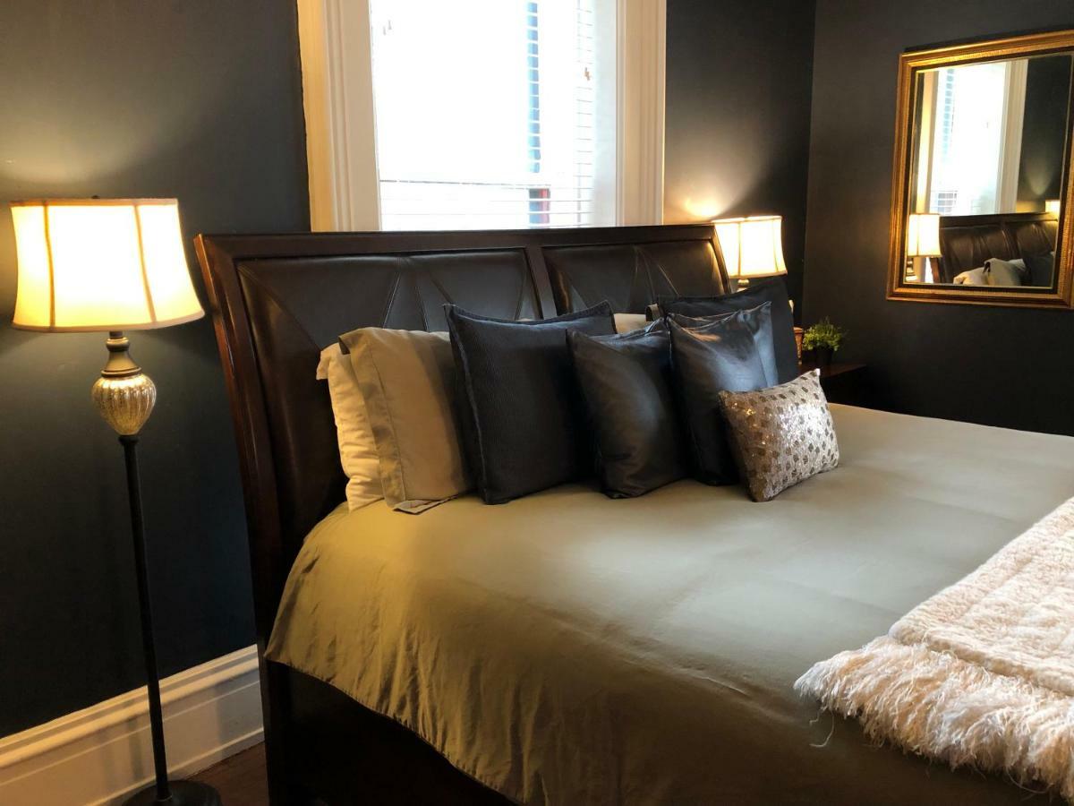 Lyons Twin Mansions Hotell Fort Scott Eksteriør bilde